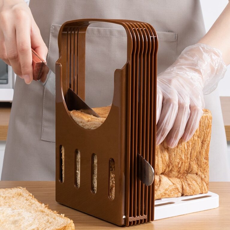 Toast Cutting Holder