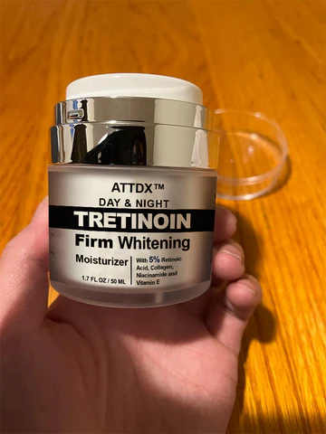 Say goodbye to wrinkles with ATTDX™ Tretinoin Firm Whitening Moisturizer, featuring tretinoin for a firmer, youthful appearance.