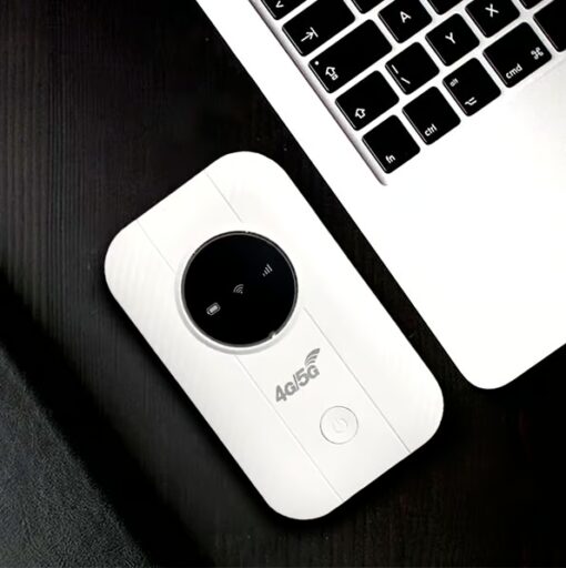 Simple and fast installation with the Pocket WiFi Router.