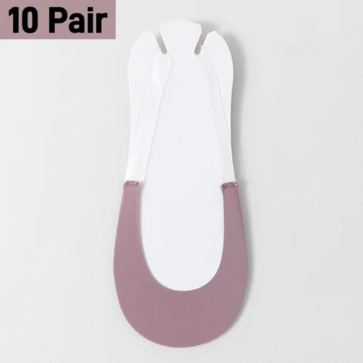 Perfect for all foot shapes, Toe Topper Invisible Socks ensure a snug, secure fit all day long.