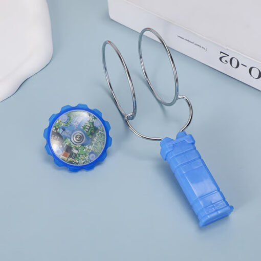 Fun for all ages, the Magnetic Fidget Gyro provides a soothing fidget experience.